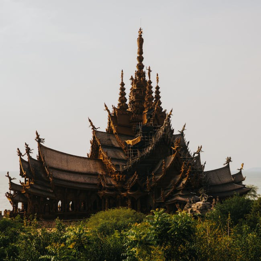 Muscat to Bangkok Flights: Airlines, Prices & Travel Guide